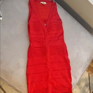 Bodycon red dress